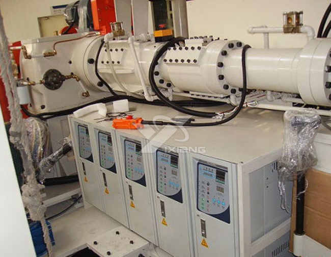 螺桿機(jī)客戶現(xiàn)場(chǎng)使用案例——螺桿機(jī)